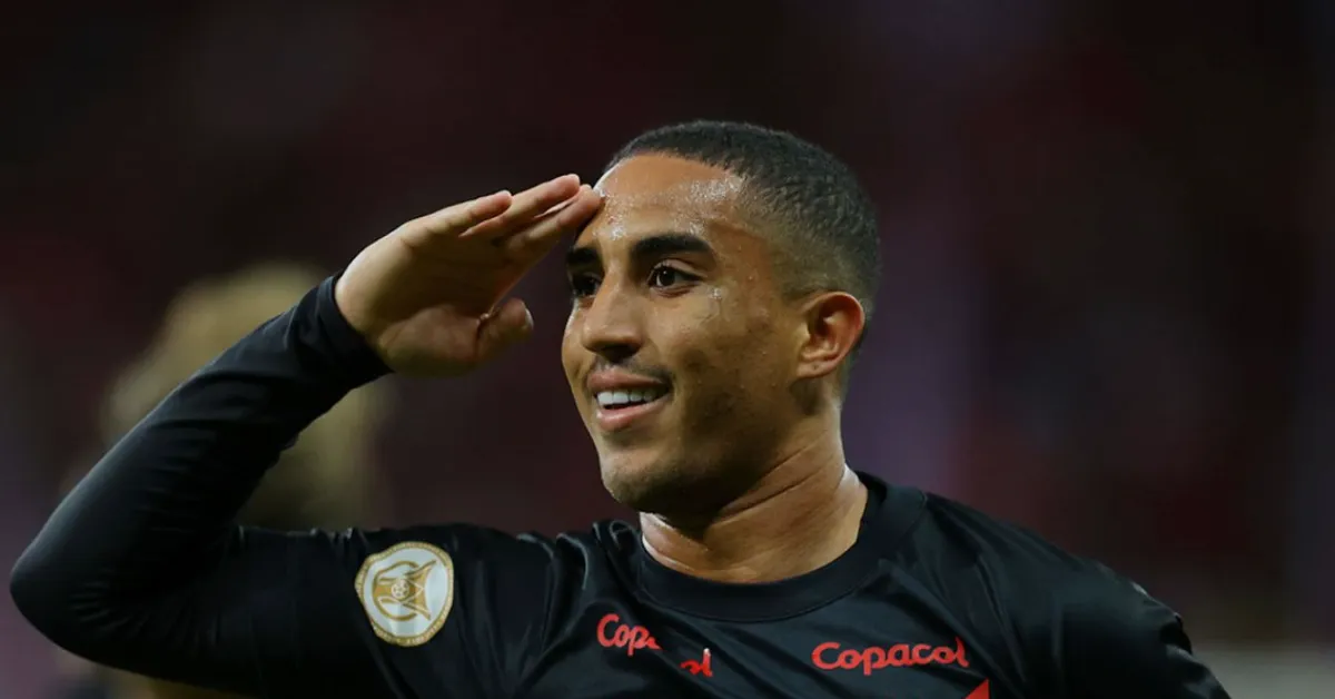 Christian, do Athletico, se Transfere para o Cruzeiro em Negociação milionária