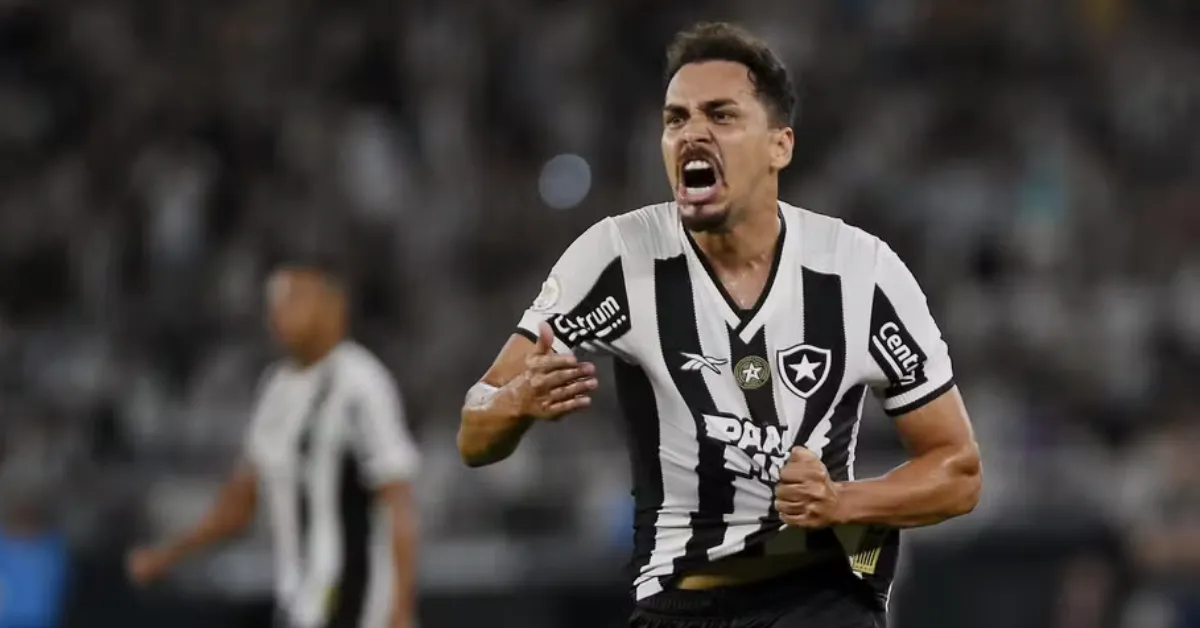 Eduardo Supera Lesão e Negocia com Cruzeiro: Uma Análise da Trajetória do Meia