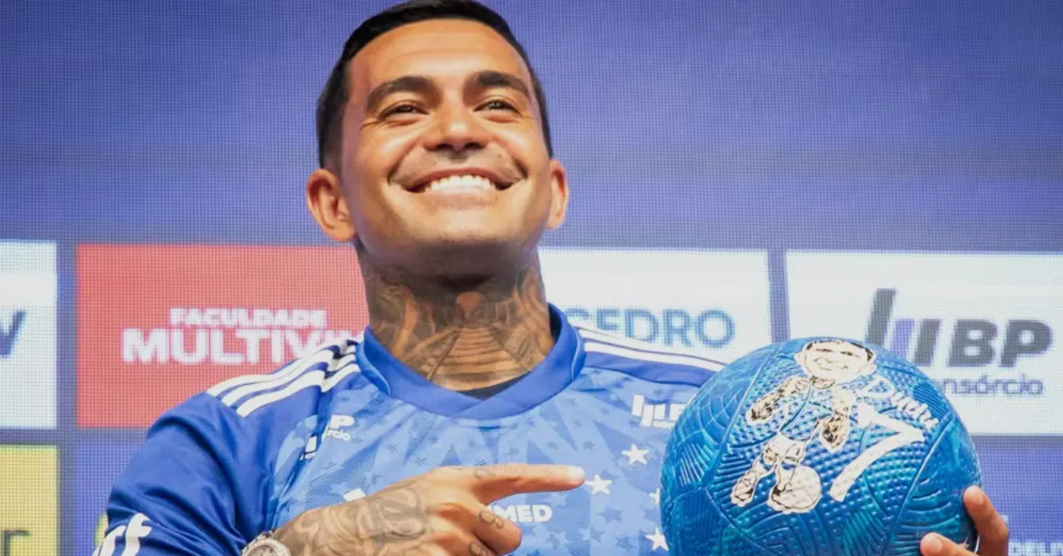 Cruzeiro Apresenta Reforços de Peso em Evento Marcante no Mineirão