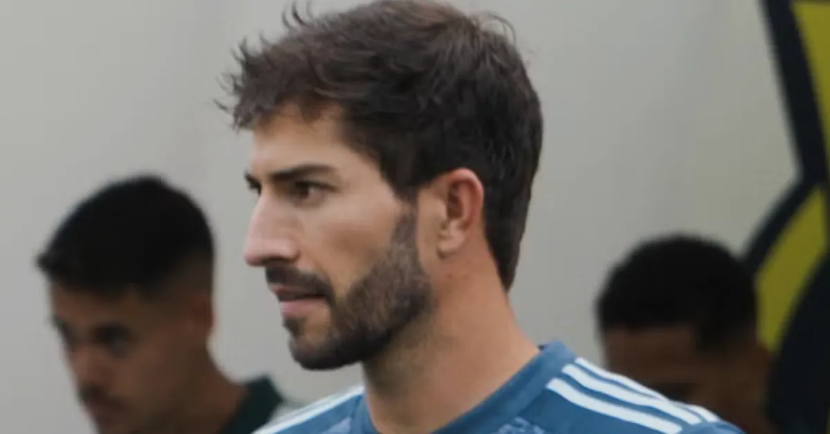 Lucas Silva Estende Permanência no Cruzeiro até 2026
