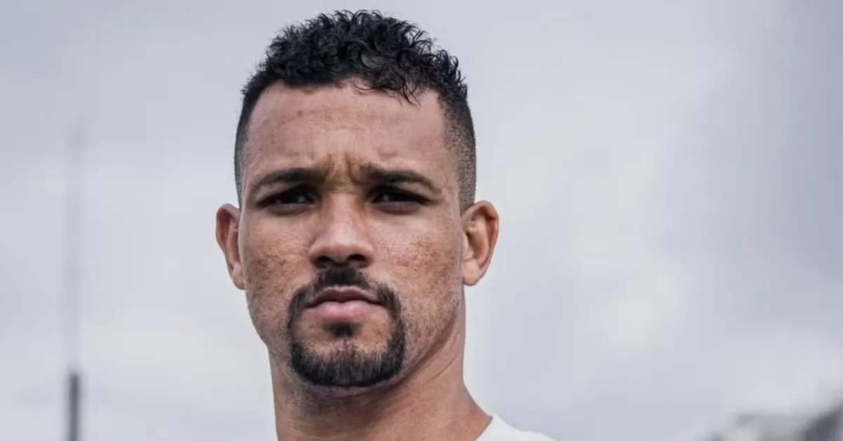 Santos Fortalece Defesa com Zé Ivaldo e Mira Novos Reforços