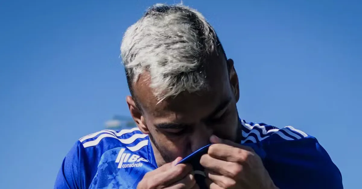 A Intrincada Chegada de Fabrício Bruno ao Cruzeiro: Uma Saga de Bastidores e Persuasão