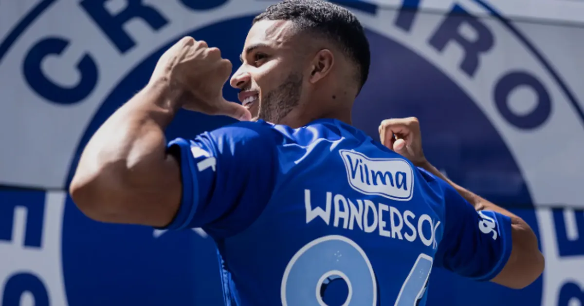A Astuta Manobra do Cruzeiro na Contratação de Wanderson: Lições para o Mercado