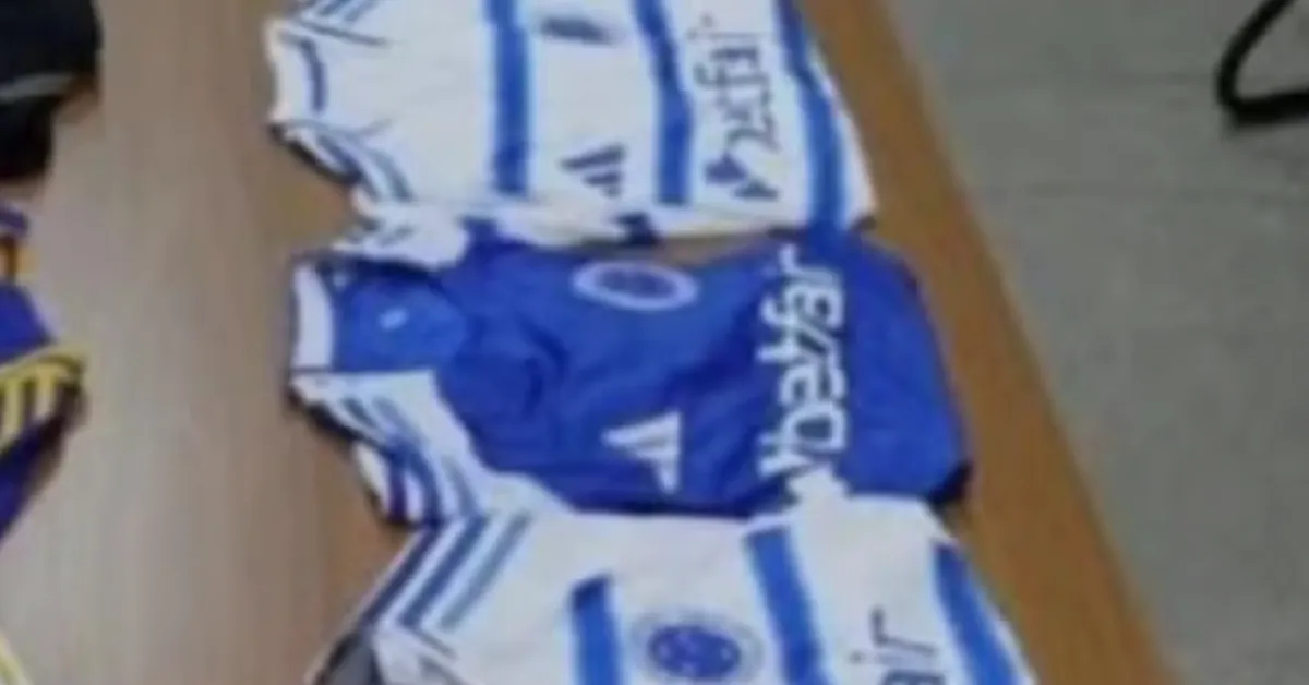 Novo Uniforme do Cruzeiro 2025: Homenagem ao Hino e Glórias do Passado