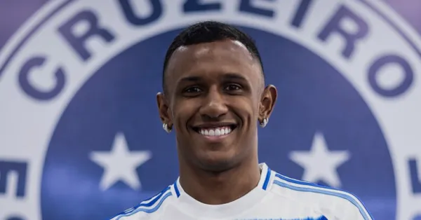 Marquinhos: Contratação Definitiva do Cruzeiro e o Papel de Bolasie na Celebração