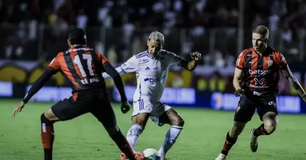 Vitória x Cruzeiro: O Mais Longo Jejum do Leão na Série A | Análise Crítica