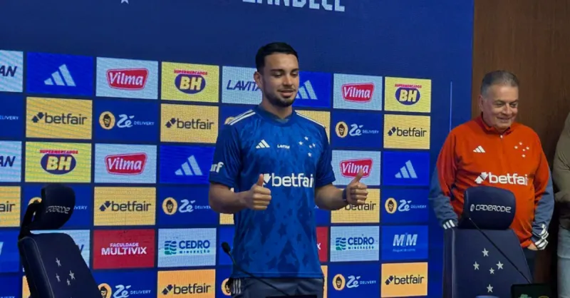 Fabrizio Peralta: Fracasso no Athletico-PR Após Alto Investimento do Cruzeiro