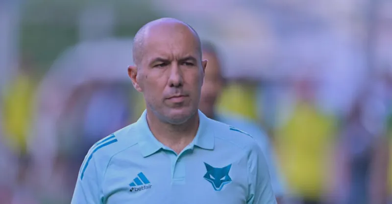 Revolução no Cruzeiro: Leonardo Jardim e o Poder do 'Manager' no Futebol Brasileiro