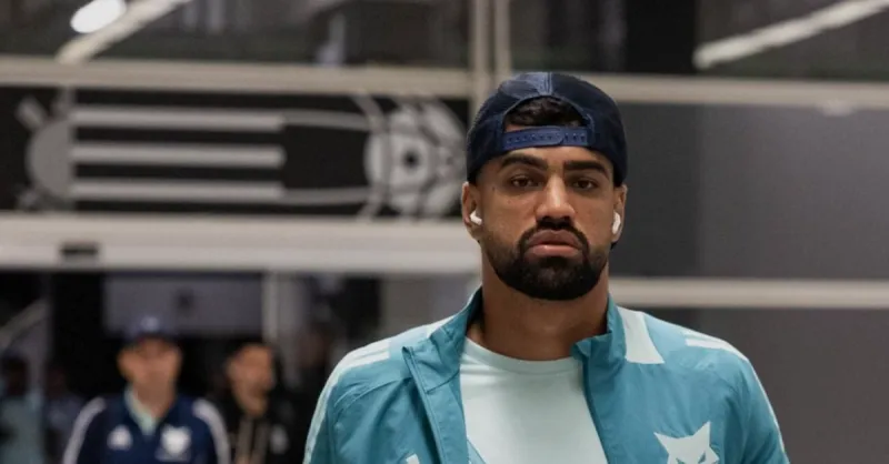 Fabrício Bruno Dominante: A Performance do Zagueiro do Cruzeiro Contra Memphis Depay