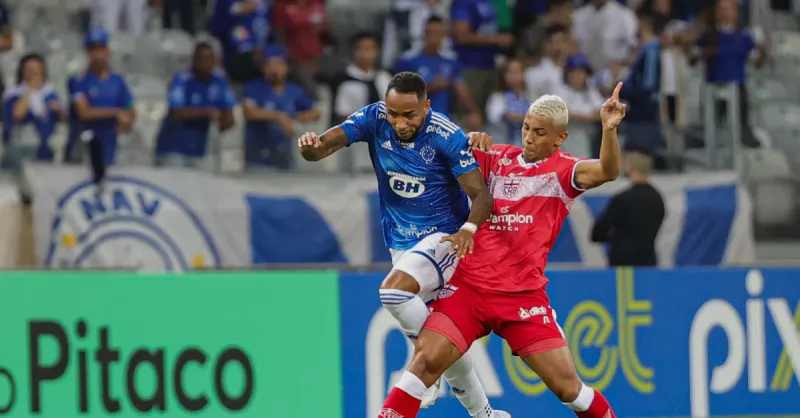 Cruzeiro x CRB: Ex-lateral da Raposa Desfalca Adversário na Copa do Brasil