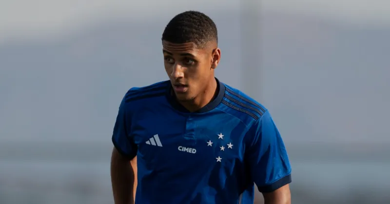 O Enigma de Luiz Fernando: Cruzeiro Avalia Próximos Passos do Atacante