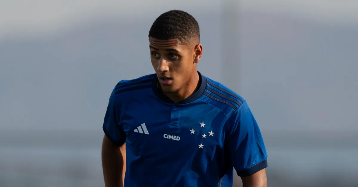 O Enigma de Luiz Fernando: Cruzeiro Avalia Próximos Passos do Atacante