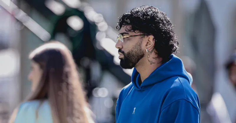 Gabigol: Do Banco no Cruzeiro ao Sonho de Liderar o Futebol Feminino