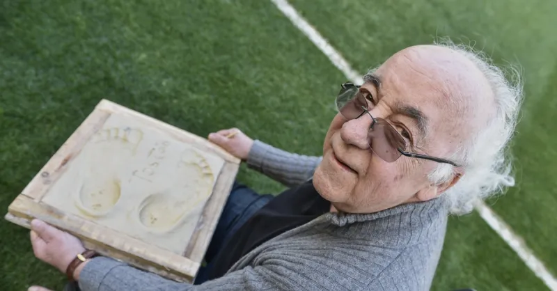 Cruzeiro: Tostão e Ídolos Eternos Marcam a Artilharia do Mineirão