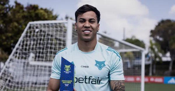 Ancelotti Comenta Kaio Jorge: Desfalque Chave para o Cruzeiro no Clássico da Copa do Brasil?