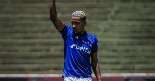 Futuro de Matheus Pereira: Cruzeiro Corre Contra o Tempo por Renovação Contratual