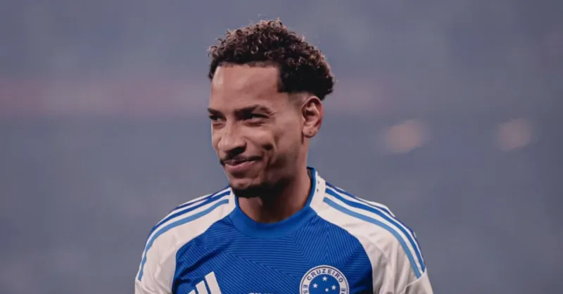 Matheus Pereira: Desafio Pessoal e Desempenho em Clássicos Contra o Atlético