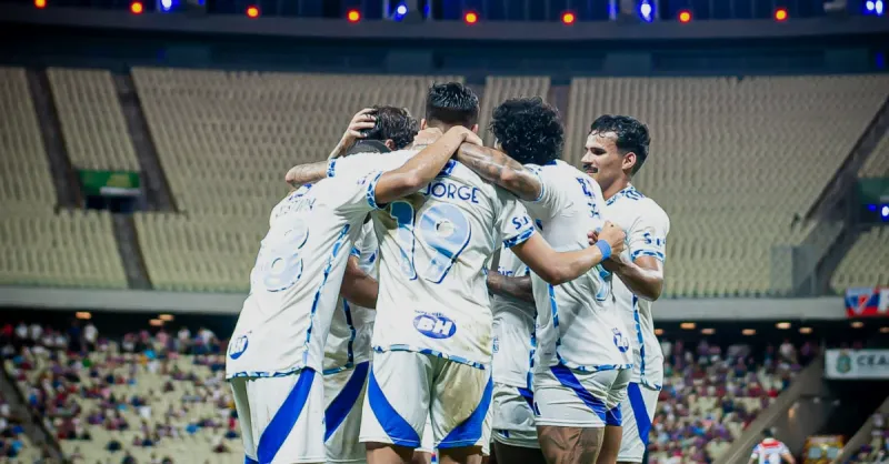 Cruzeiro x Fortaleza: Desafios na Escalação e a Filosofia de Jardim em Destaque