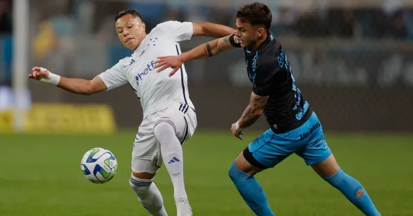 Cruzeiro Enfrenta Grêmio na Arena: Batalha por Posição no Brasileirão