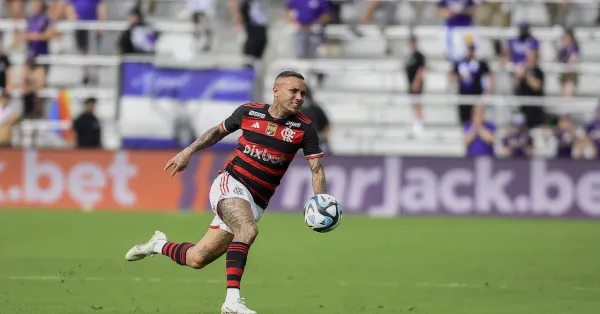 Mercado da Bola: Cruzeiro Sonha Alto com Gerson e Cebolinha, Flamengo Surpreende
