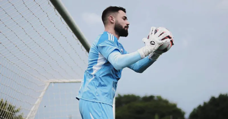 Matheus Cunha, Novo Goleiro do Cruzeiro, Sofre Grave Lesão no Joelho e Passará por Cirurgia