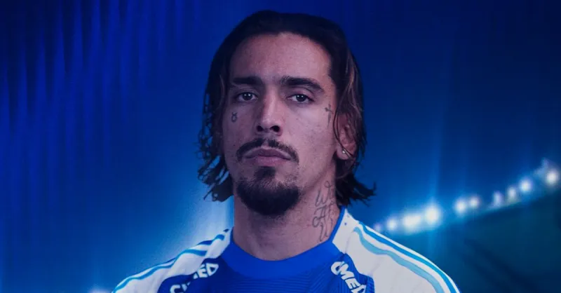 Cruzeiro anuncia Chico da Costa: atacante experiente chega para reforçar o time celeste