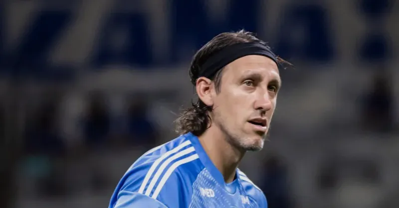 Cássio do Cruzeiro revela gravidade de lesão no dedo e sacrifício para jogar