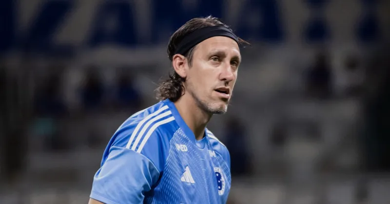 Cássio Pede Apoio Crucial da Torcida do Cruzeiro em Início Instável de 2026